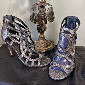 Ivanka Trump Silver Black Reptile Leather Cut out Zip Back Heel Ankle Sandals